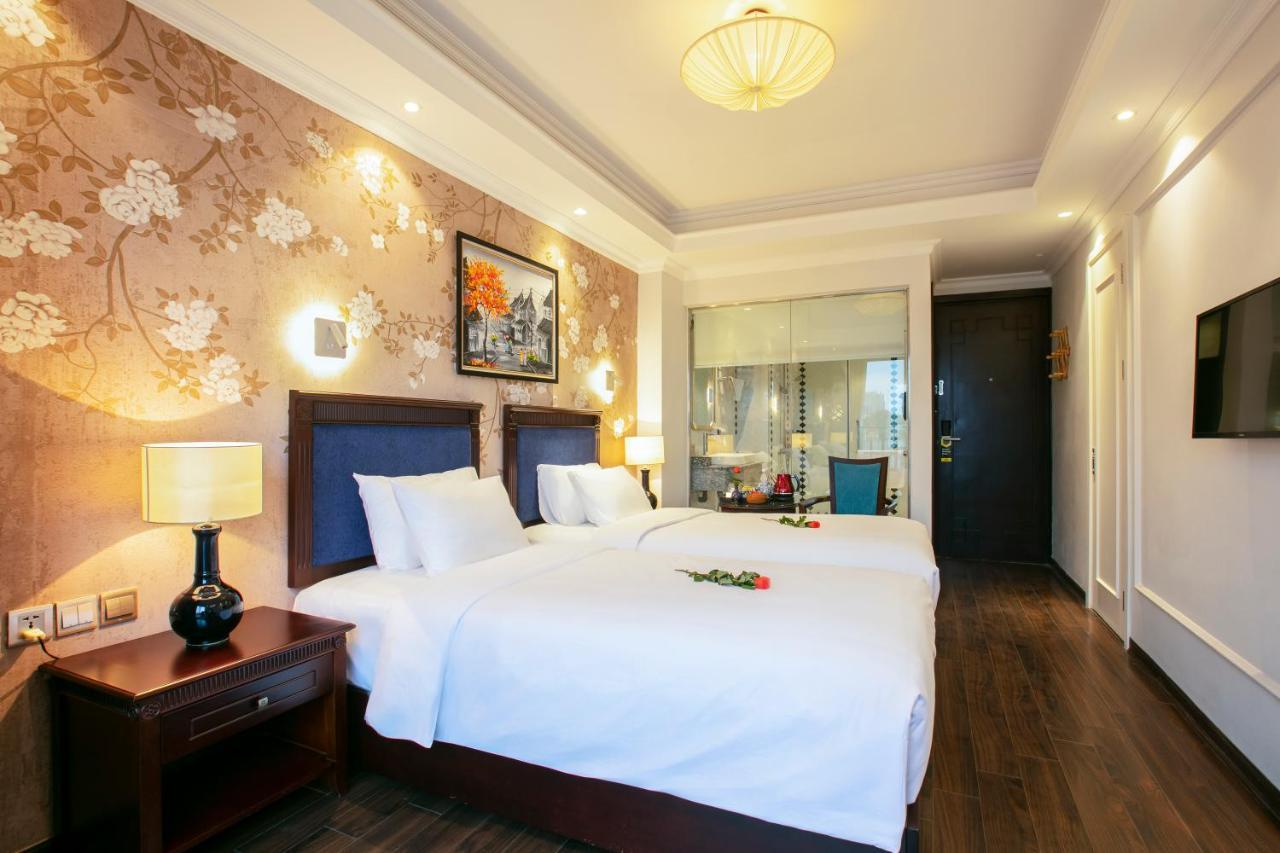 Golden Legend Boutique & Travel Hotel