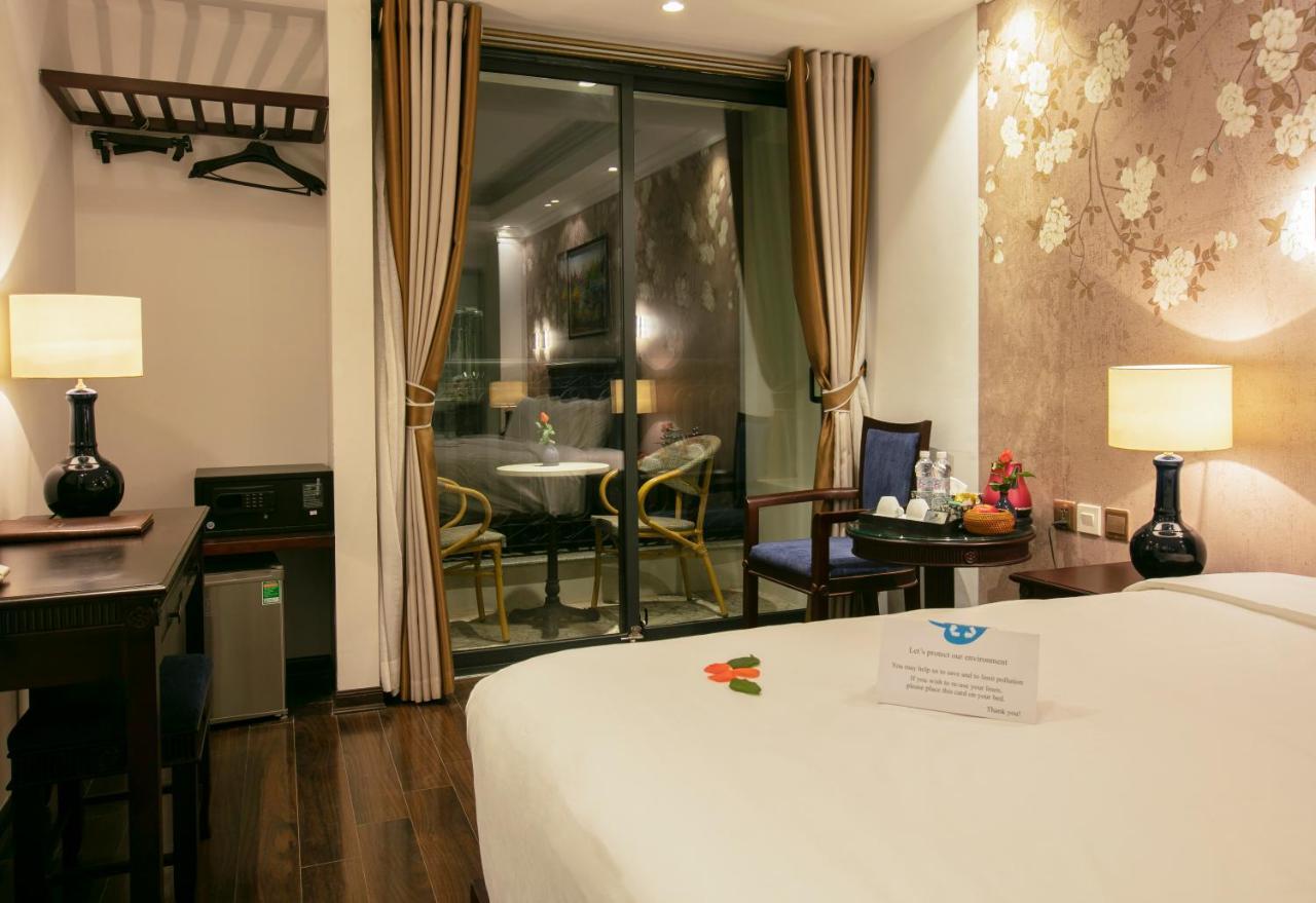 Golden Legend Boutique & Travel Hotel